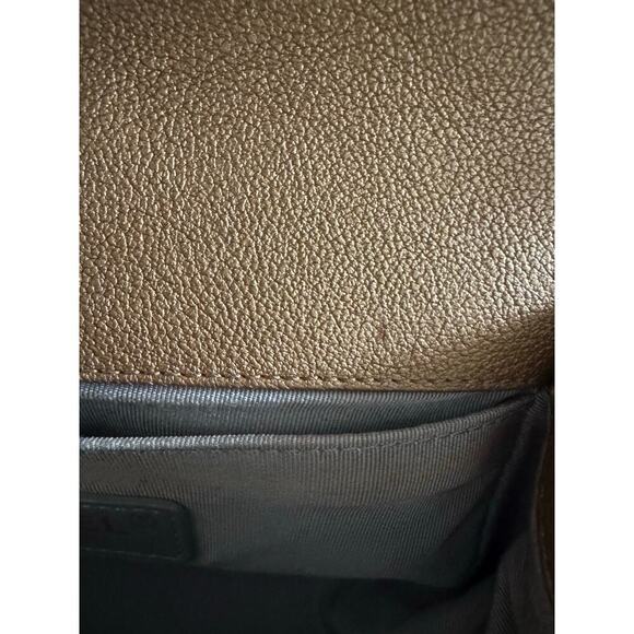 Chanel *Runway* Paris-Dubai Small CC Boy Bag Bronze Gold Metallic Series 20 - Picture 12 of 14